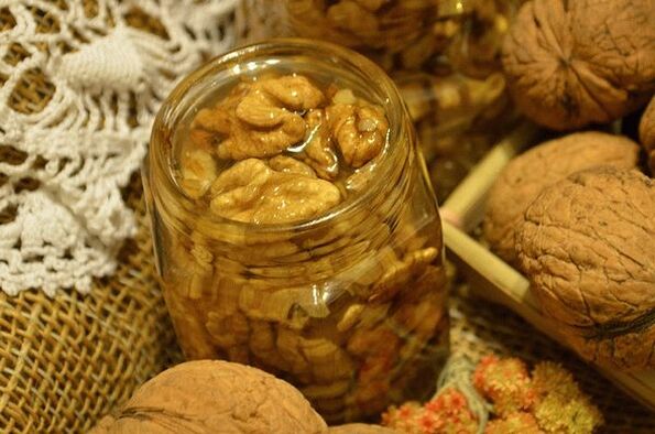 nuts and honey for power